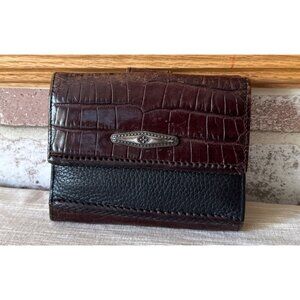 Mark Lifey Womens Croc Embossed Leather Wallet With Snap Closure CC Holder